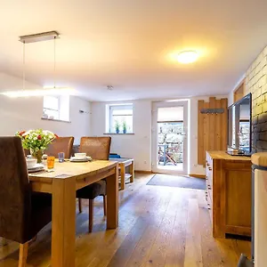 Alpen-hostel - Talstation Apartment