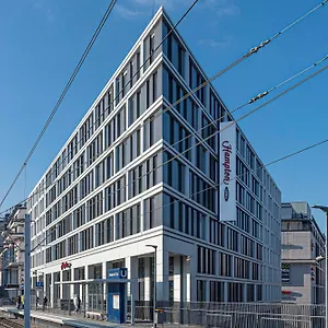 hampton-by-hilton-stuttgart-city-centre.stuttgart-hotel.com/